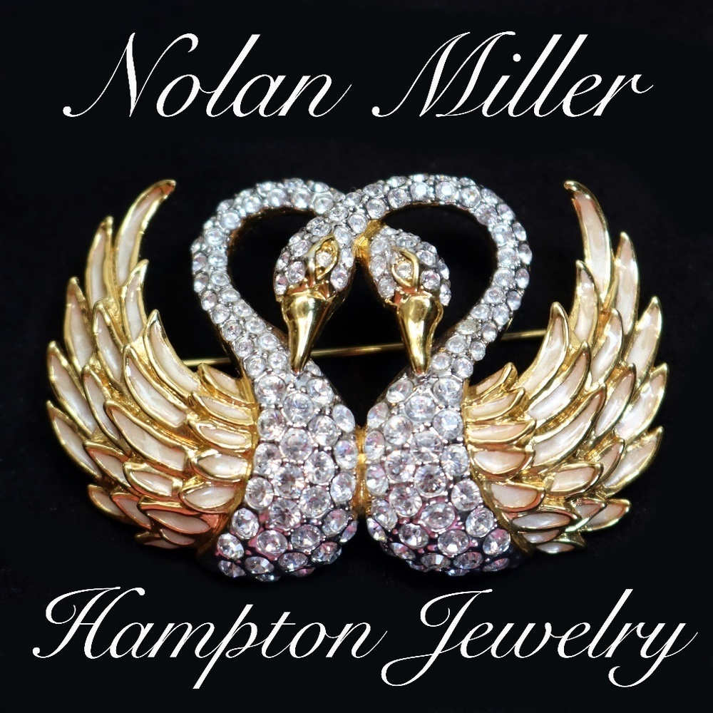 ✨🦢 Rare Vintage Nolan Miller Crystal Gold & Rich Enamel Double Swan Brooch 🦢✨